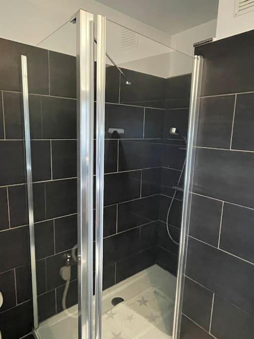 Big Penthouse 2 Bedrooms In Center With Parking And Largeterrace-41 Luxemburgo Exterior foto