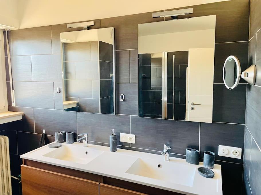 Big Penthouse 2 Bedrooms In Center With Parking And Largeterrace-41 Luxemburgo Exterior foto